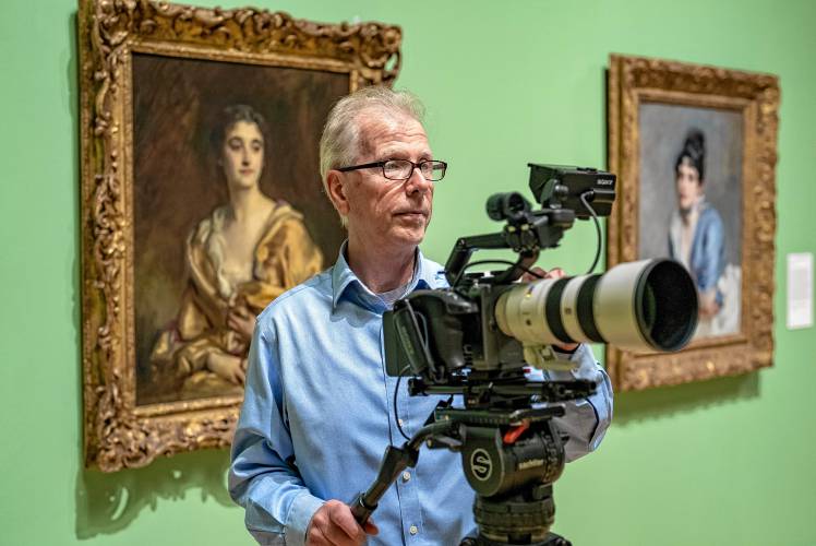 Hugh Hood films the John Singer Sargent collection at the Tate Britain in London.